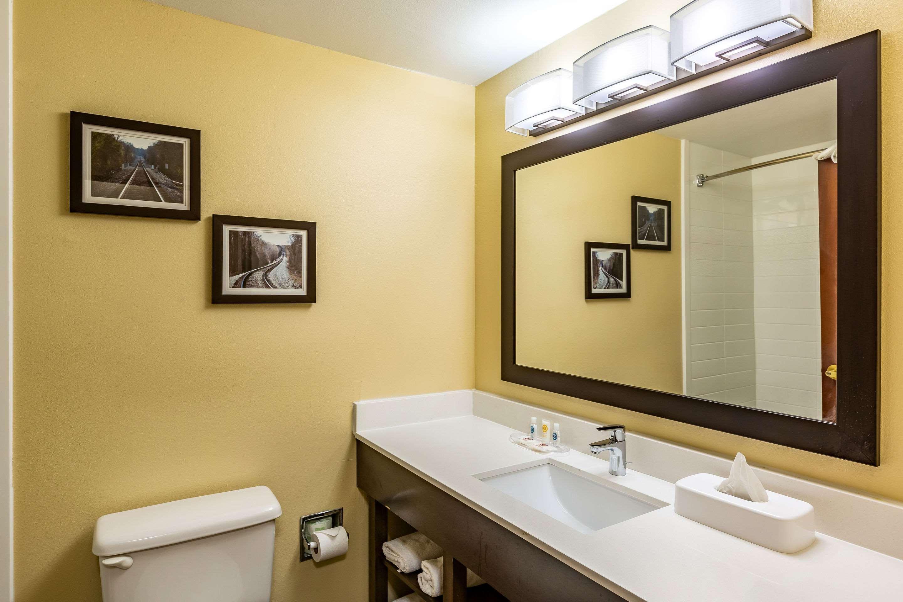 Comfort Near Robins Air Force Base Warner Robins