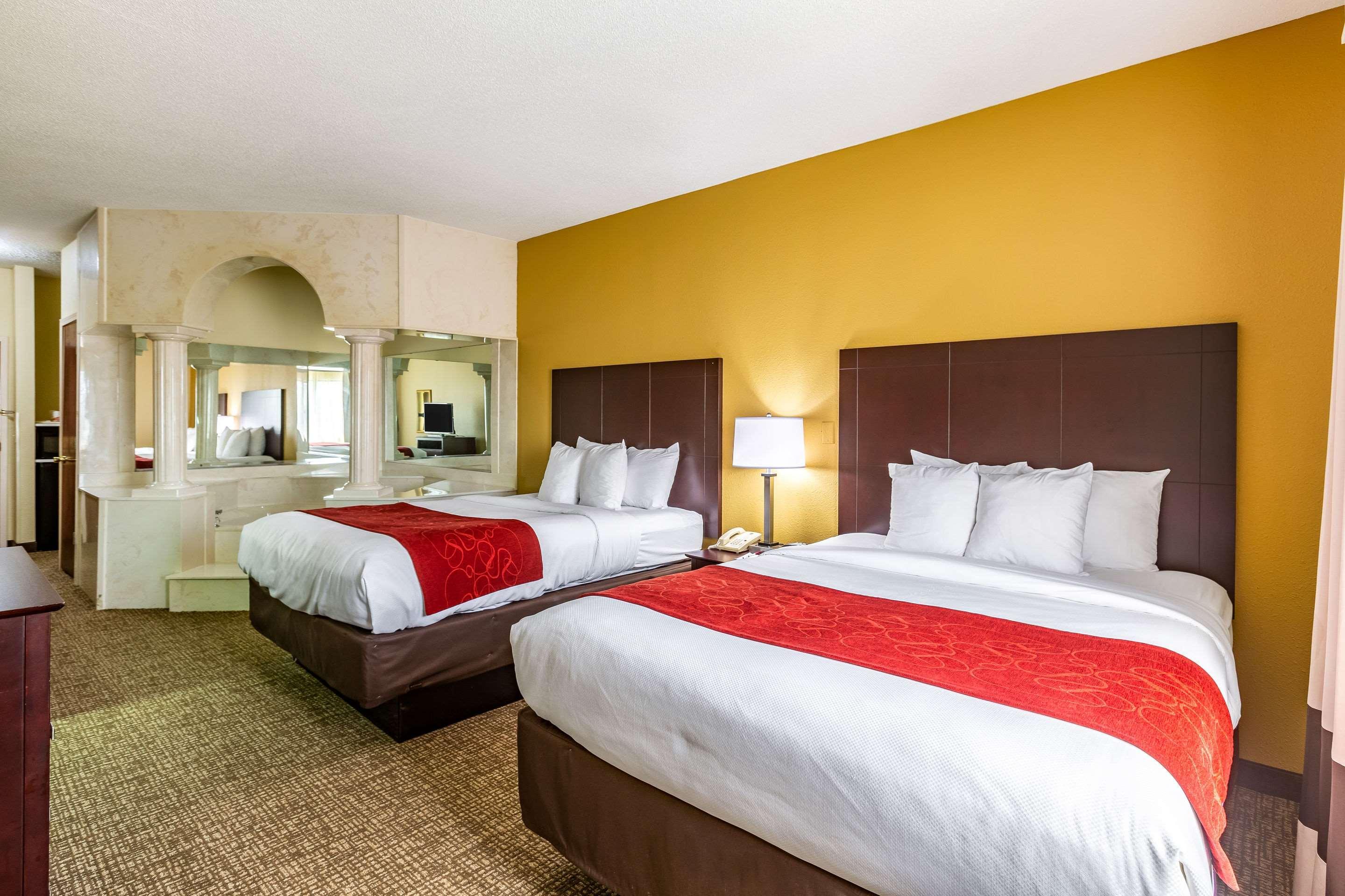 Hotel Comfort Near Robins Air Force Base