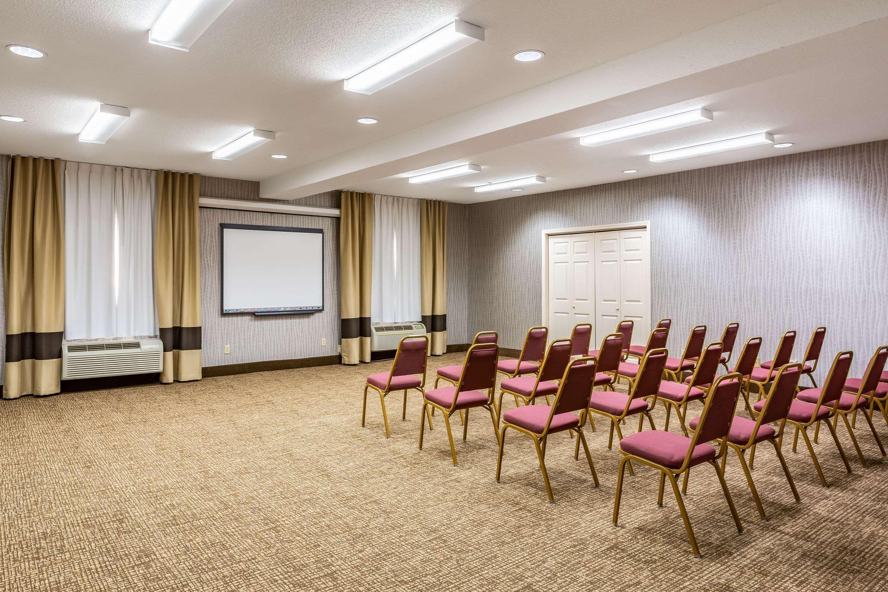 Hotel Comfort Near Robins Air Force Base Warner Robins
