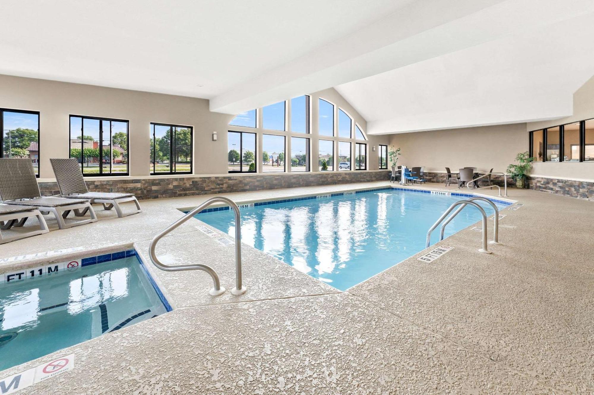 Comfort Near Robins Air Force Base 2*
