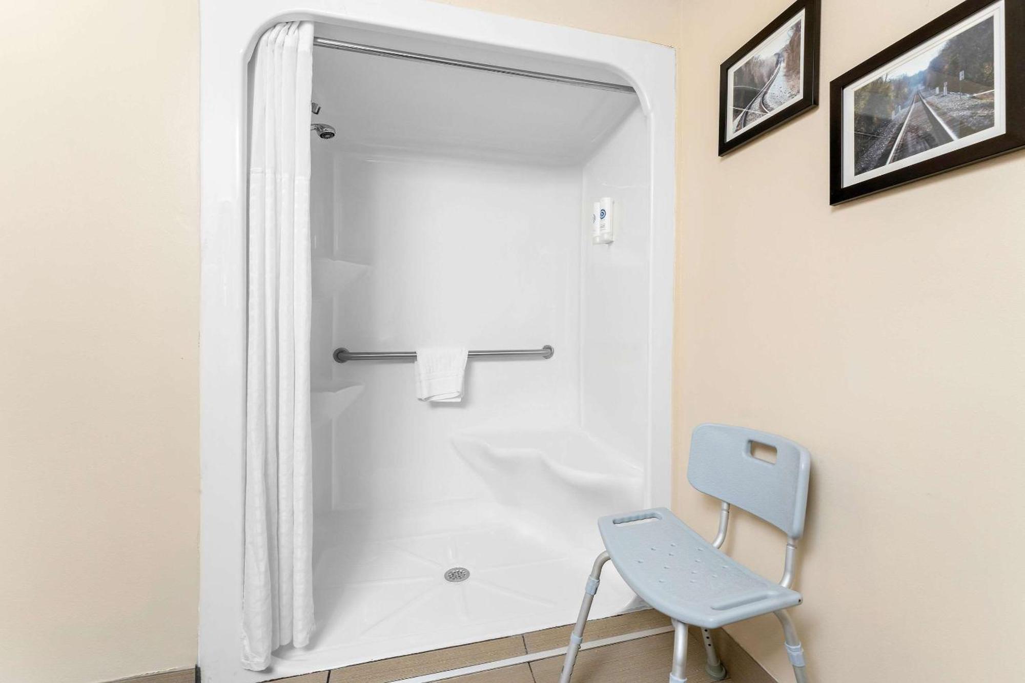 Comfort Near Robins Air Force Base