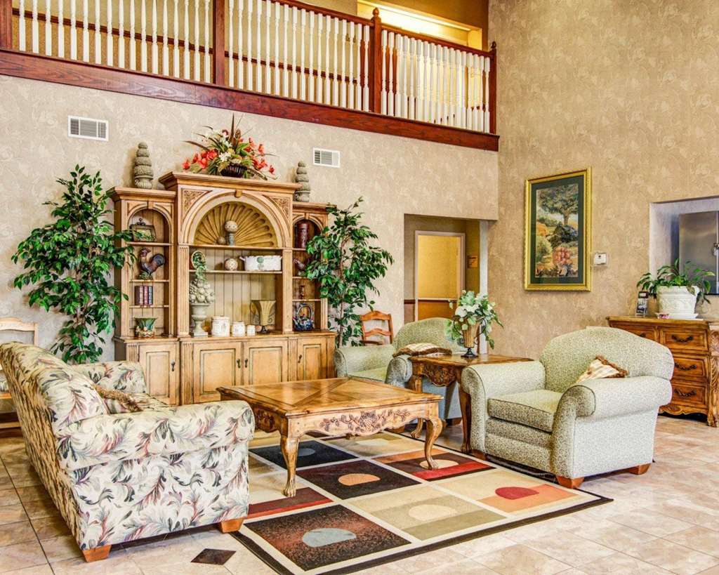 Comfort Near Robins Air Force Base Hotel